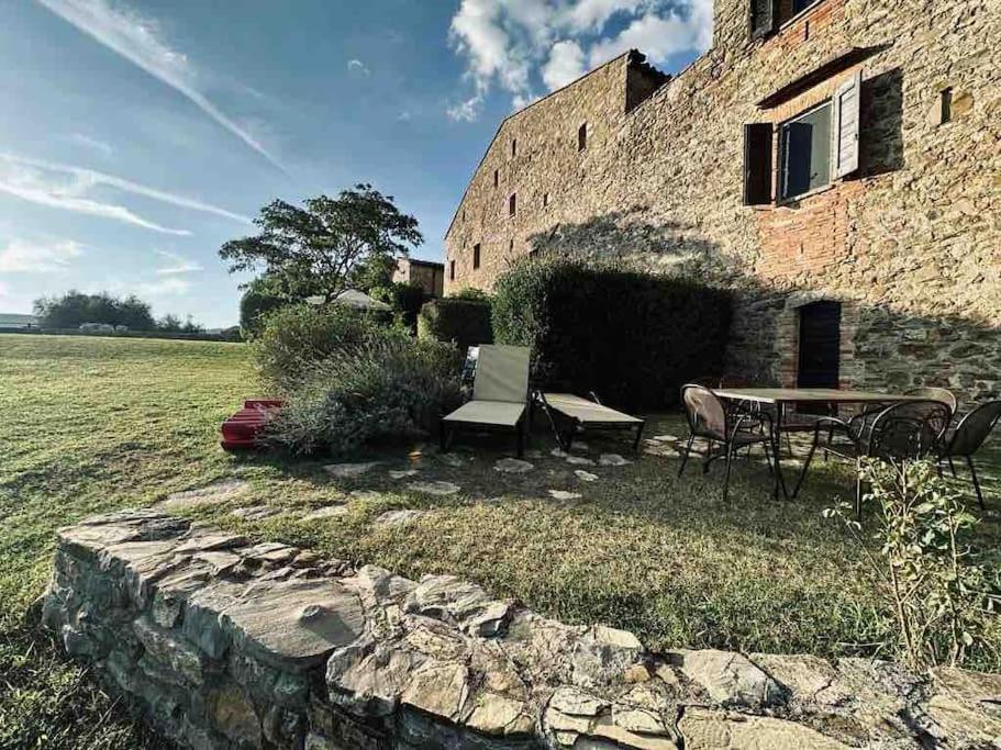 Medieval Tower In Umbria With Swimming Pool Montelagello 외부 사진